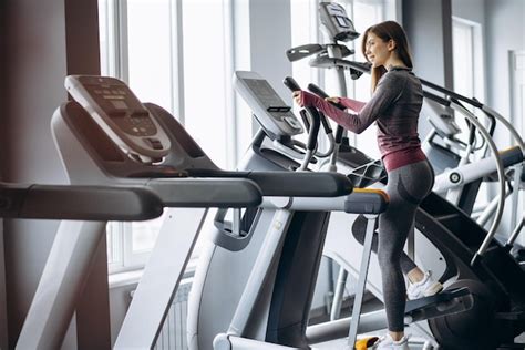 Maximizing Fitness: The Benefits and Best Practices of Using Exercise Bikes