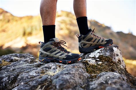 Top 10 Best Backpacking Shoes for 2024: Comfort, Durability, and Performance