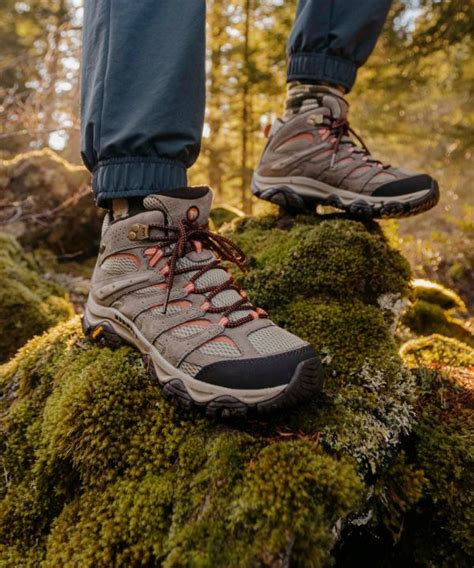 Top 10 Best Backpacking Shoes for 2024: Comfort, Durability, and Performance