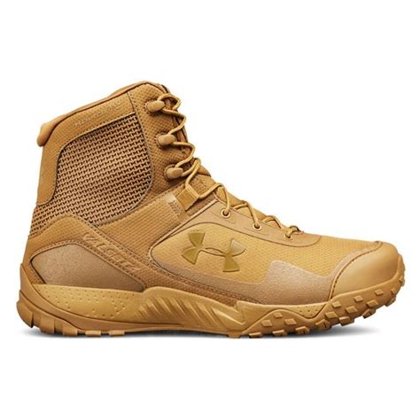 Top Rated Men's Hiking Boots: The Ultimate Guide to Comfort and Durability