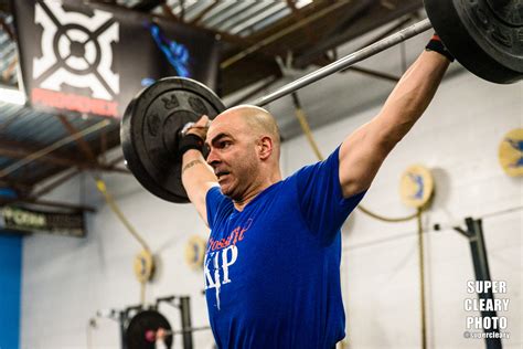 Mastering the Murph Workout: Tips, Techniques, and Benefits for Your CrossFit Routine